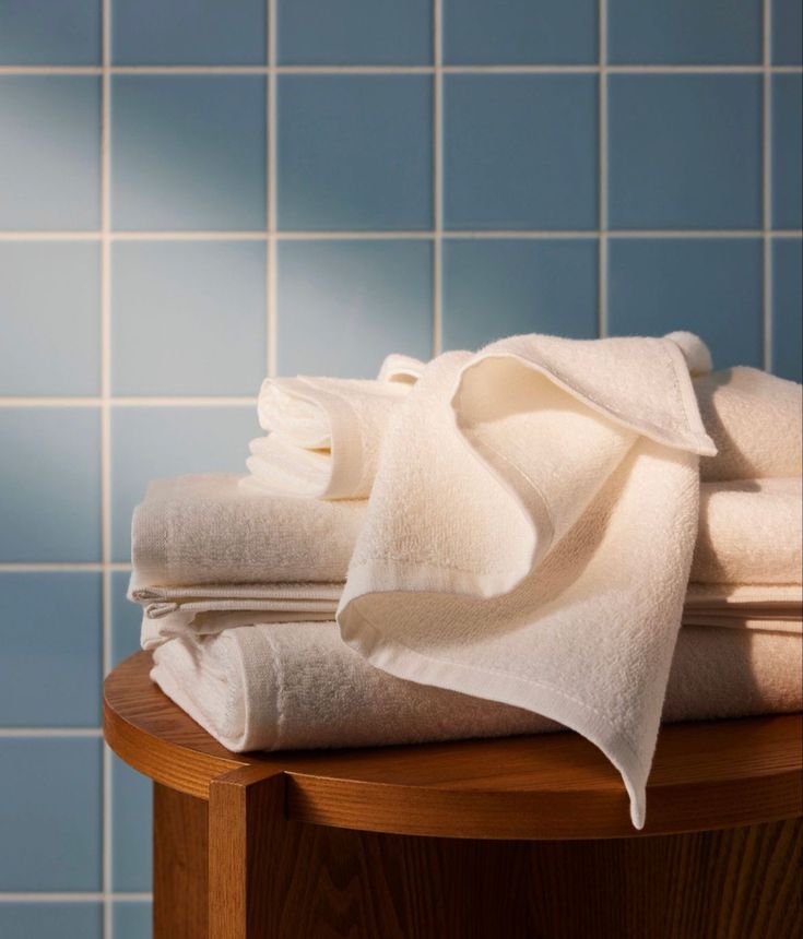 How to Keep Towels Soft & Fluffy: Proper Washing & Drying Guide