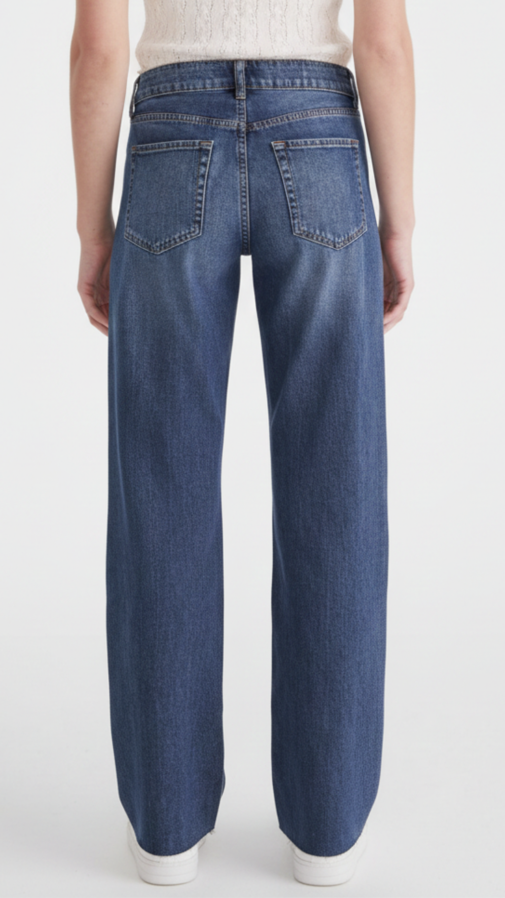 Wide-Leg Jeans