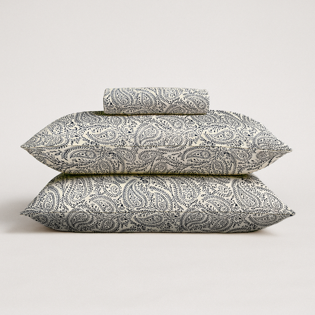 Paisley Charm