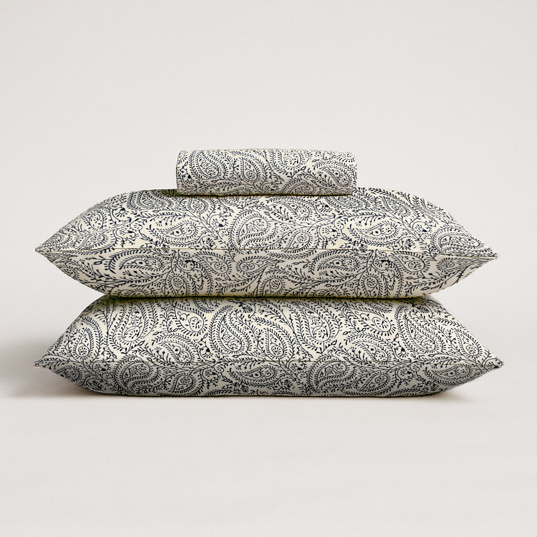 Paisley Charm